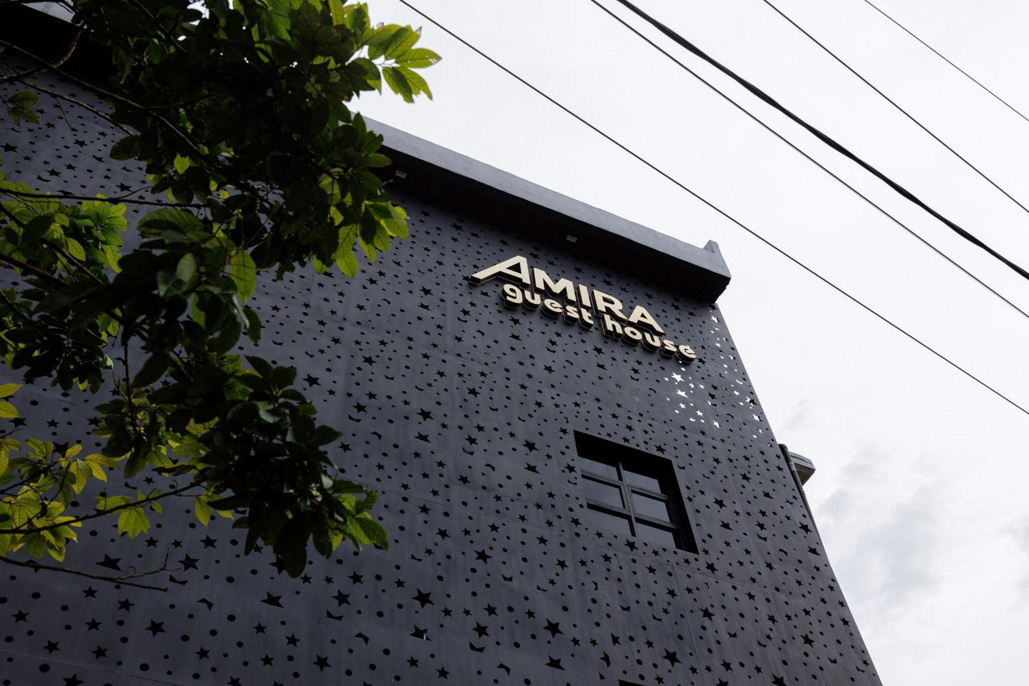 Urbanview Hotel Amira Syariah Bogor Pamoyanan Exteriör bild